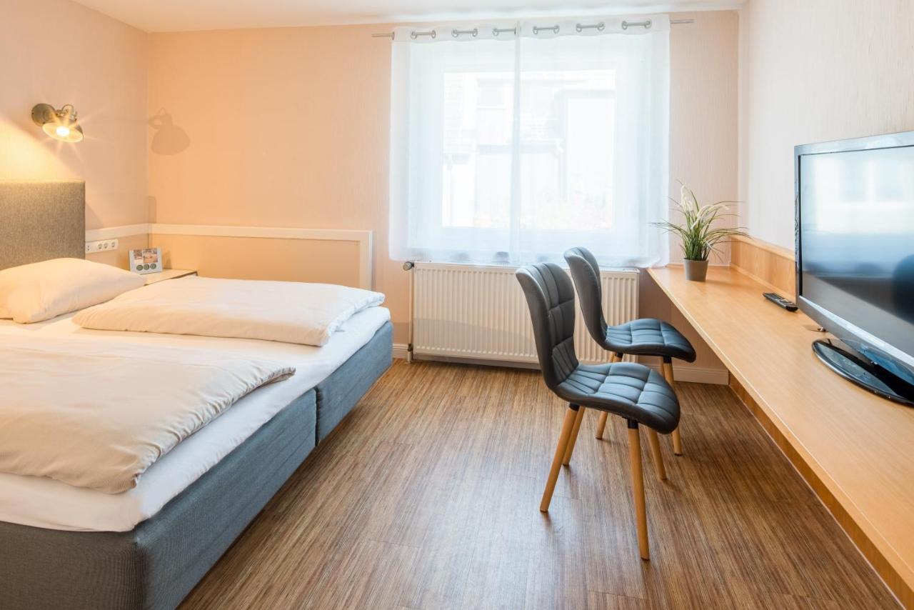 Schaefers Hotel, Self-Check-In, Cafe Und Baecker Am Hotel Vechta Dış mekan fotoğraf